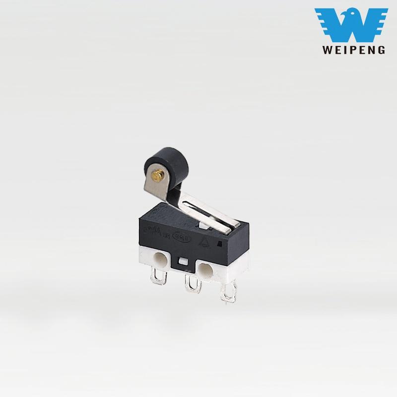 Micro Tripod Mouse ကို ဖြောင့်ပြီး ကွေးသော Pins ဖြင့် ခလုတ်ကို နှိပ်ပါ။